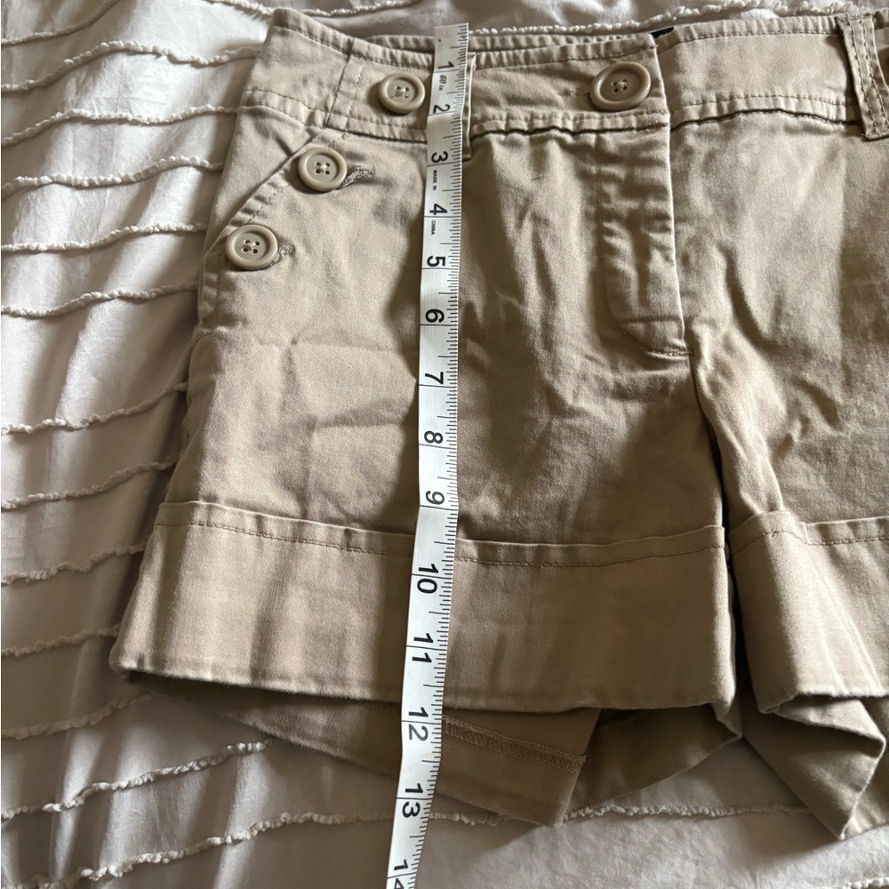 Khaki Sailor Shorts- size 4 - Picture 3 of 4